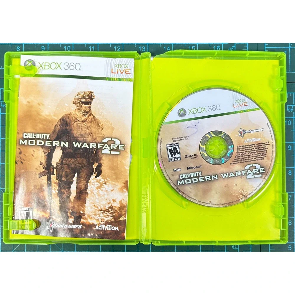 Call of Duty Modern Warfare 2 Xbox 360 Activision FPS CIB SCRATCHED UNTESTED